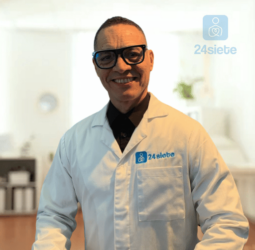 Dr. Roald  Gómez