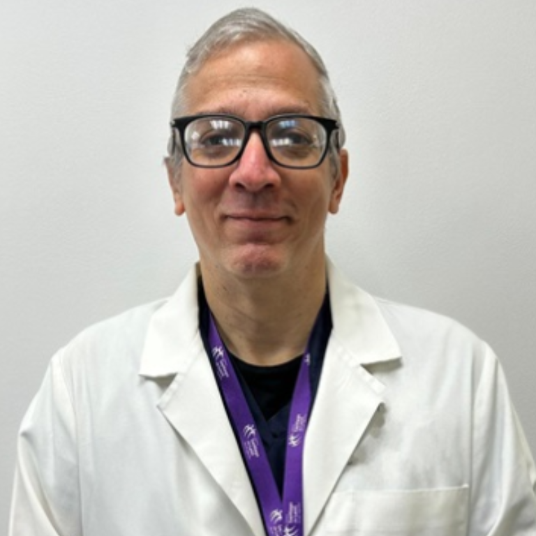 Dr. Franz Otaiza